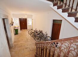 Sweet and Winding Centre Lodge