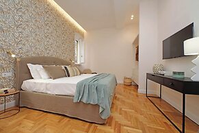 YCH-Luxury home near Piazza Venezia