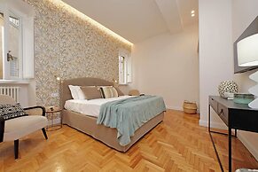 YCH-Luxury home near Piazza Venezia