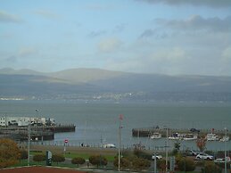 Snug - Grian-aig Apartment