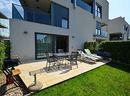 Family Friendly Spacious Apartment With Garden and Terrace