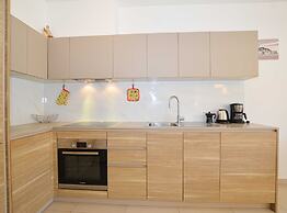 Family Friendly Spacious Apartment With Garden and Terrace