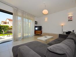 Family Friendly Spacious Apartment With Garden and Terrace