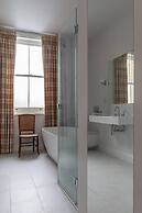 Radipole Road IV by Onefinestay