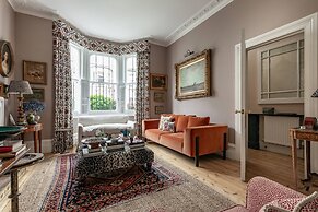 Radipole Road IV by Onefinestay