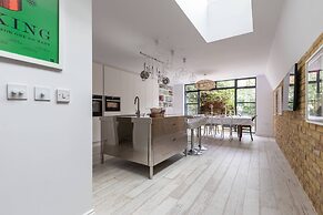 Radipole Road IV by Onefinestay
