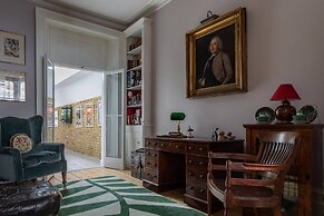 Radipole Road IV by Onefinestay