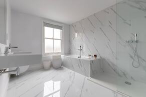 Radipole Road IV by Onefinestay