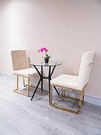 Bradford Bliss Apartment