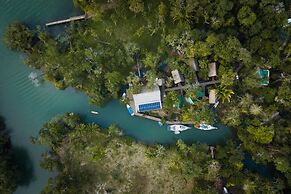Boatique Hotel and Marina