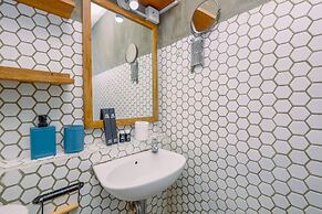 Comfort Living 1Br At Pakubuwono Terrace Apartment