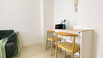 Relaxing And Homey 2Br At Bassura City Apartment