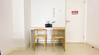 Relaxing And Homey 2Br At Bassura City Apartment