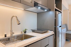 Cozy And Modern 2Br At Meikarta Apartment