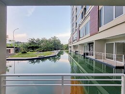 Elegant And Spacious 2Br Loft Green Park Yogyakarta Apartment