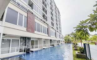 Elegant And Spacious 2Br Loft Green Park Yogyakarta Apartment