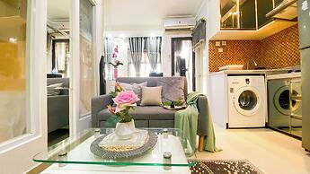 Good And Homey 1Br Apartment Mt Haryono Residence