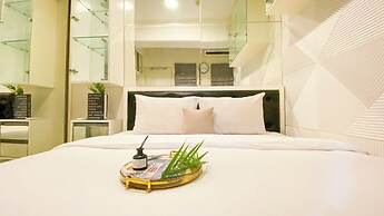 Good And Homey 1Br Apartment Mt Haryono Residence