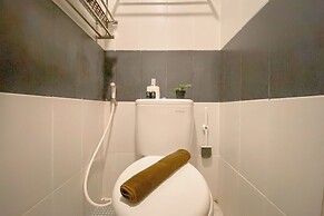 Minimalist And Comfy Studio Apartment At Cinere Bellevue Suites