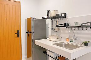 Minimalist And Comfy Studio Apartment At Cinere Bellevue Suites