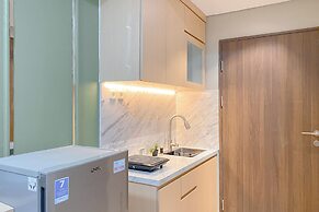 Warm And Simply Studio At Royal Sentul Park Apartment