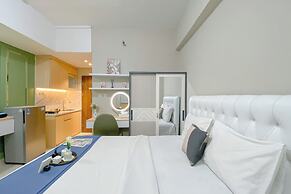 Warm And Simply Studio At Royal Sentul Park Apartment