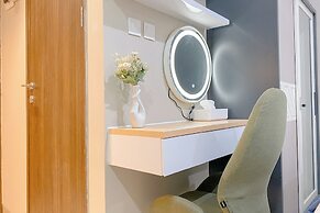 Warm And Simply Studio At Royal Sentul Park Apartment