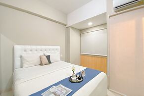 Warm And Simply Studio At Royal Sentul Park Apartment