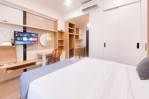 Good Choice And Homey Studio Apartment At Collins Boulevard