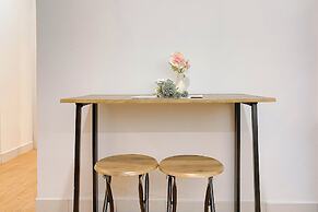 Good And Cozy 2Br Apartment Patraland Urbano