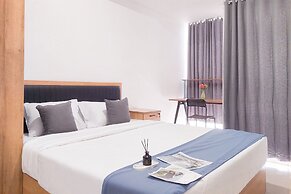 Comfortable And Elegant Studio At Pacific Garden Apartment