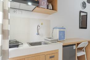 Homey And Minimalist Studio At Loftvilles City Apartment