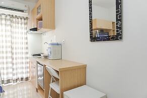 Homey And Minimalist Studio At Loftvilles City Apartment