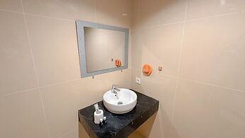 Comfortable Living And Best Location 1Br At Grand Sungkono Lagoon Apar