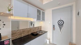 Comfortable Living And Best Location 1Br At Grand Sungkono Lagoon Apar