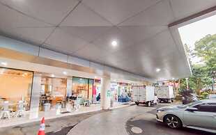 The Modern Monastery Studio At Beverly Dago Apartment