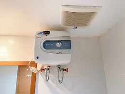 The Modern Monastery Studio At Beverly Dago Apartment