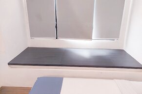 Best Choice And Homey Studio Apartment Collins Boulevard