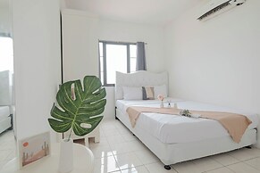 Homey And Simply Look 1Br Puri Garden Apartment