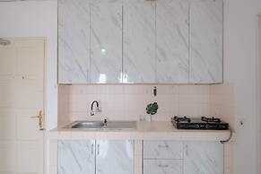 Homey And Simply Look 1Br Puri Garden Apartment