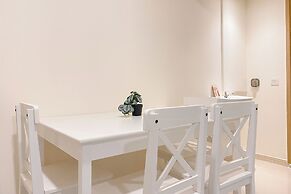 Minimalist And Tranquil 2Br Meikarta Apartment