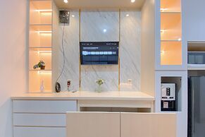 Elegant And Comfy Studio At Transpark Cibubur Apartment