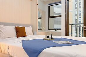 Elegant And Comfy Studio At Transpark Cibubur Apartment