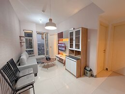 Minimalist 2Br And Well Design Room At Benson Supermall Mansion Apartm