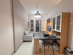Minimalist 2Br And Well Design Room At Benson Supermall Mansion Apartm