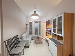 Minimalist 2Br And Well Design Room At Benson Supermall Mansion Apartm