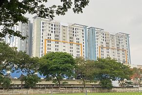 Good Deal And Comfy 1Br Apartment At Paramount Skyline