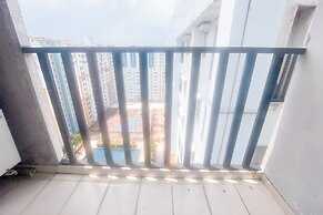 Good Deal And Comfy 1Br Apartment At Paramount Skyline
