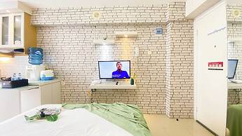 Homey And Comfy Studio At Bassura City Apartment Near Mall