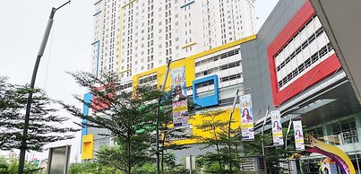 Homey And Comfy Studio At Bassura City Apartment Near Mall